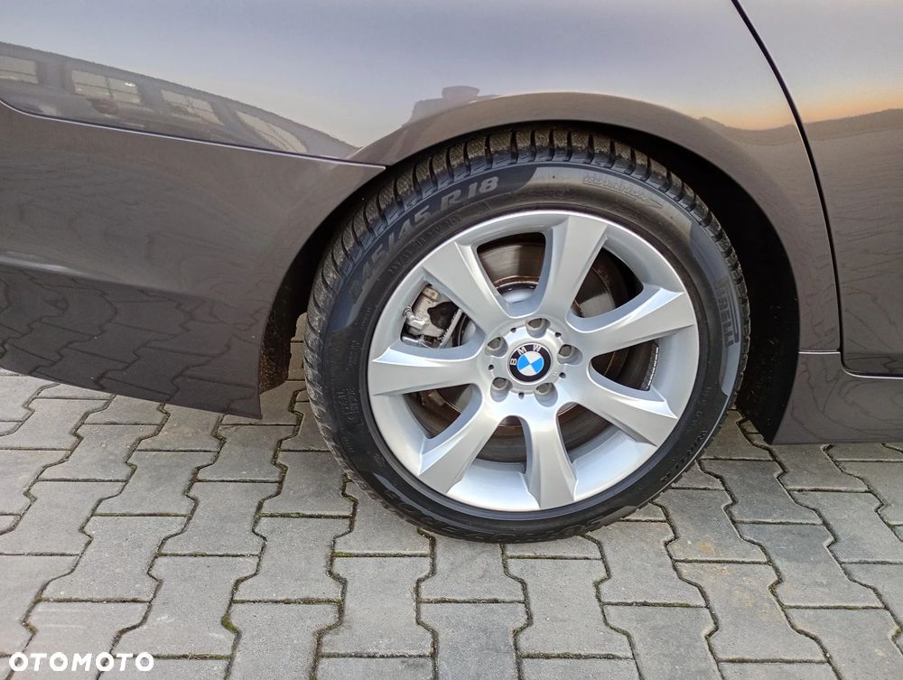 BMW Seria 5 520d - 12