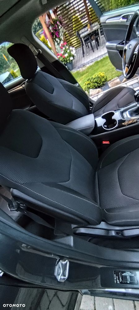 Ford Mondeo 1.6 TDCi Titanium - 12