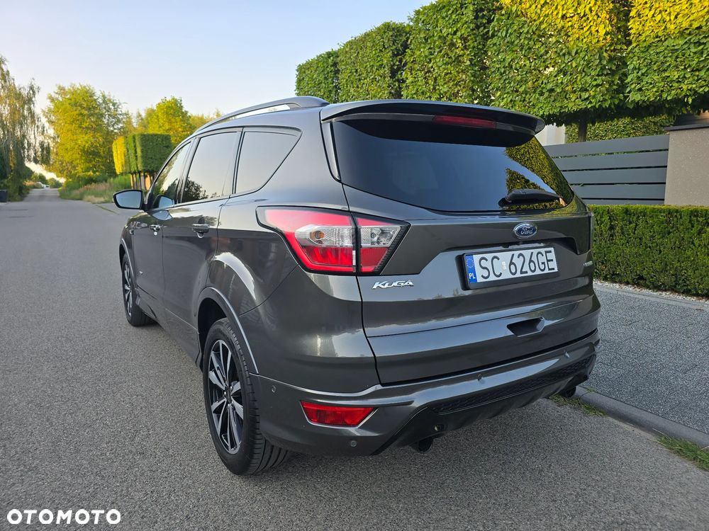 Ford Kuga 2.0 TDCi AWD ST-Line - 19