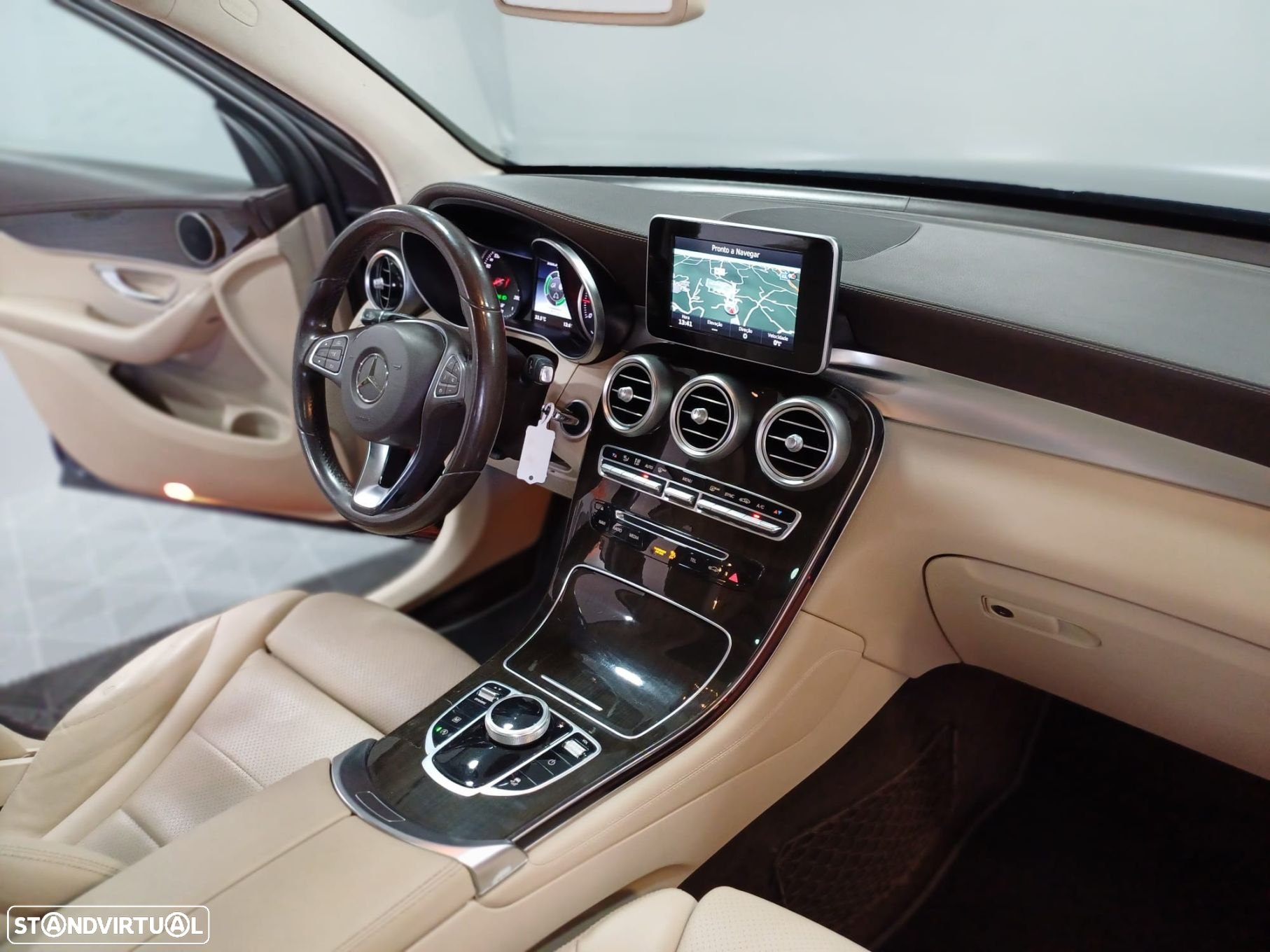 Mercedes-Benz GLC 250 d 4-Matic - 21