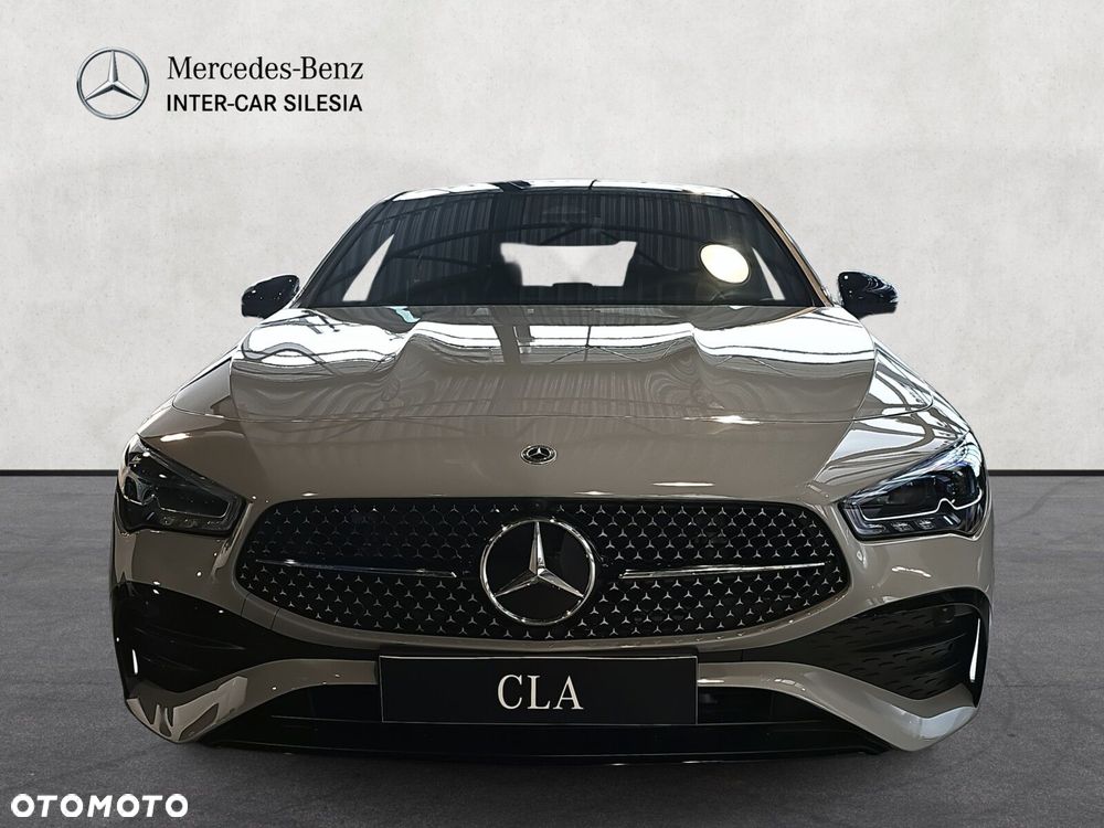Mercedes-Benz CLA - 2