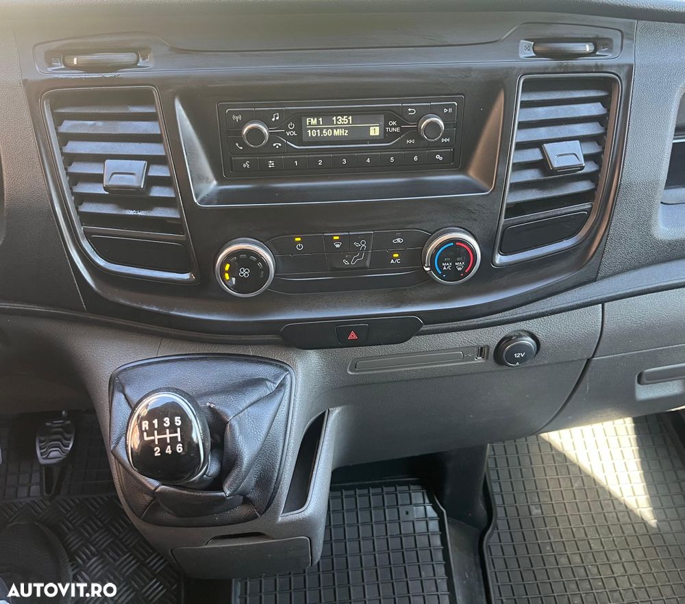 Ford Transit Custom - 12