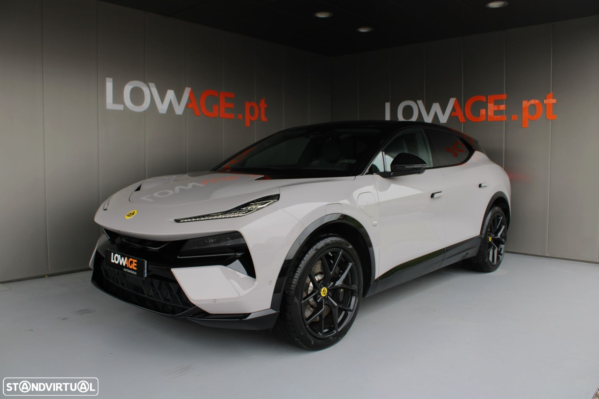 Lotus Eletre - 55