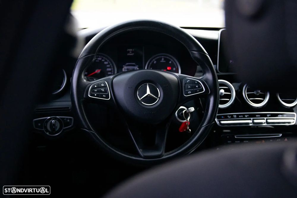 Mercedes-Benz C 180 - 58