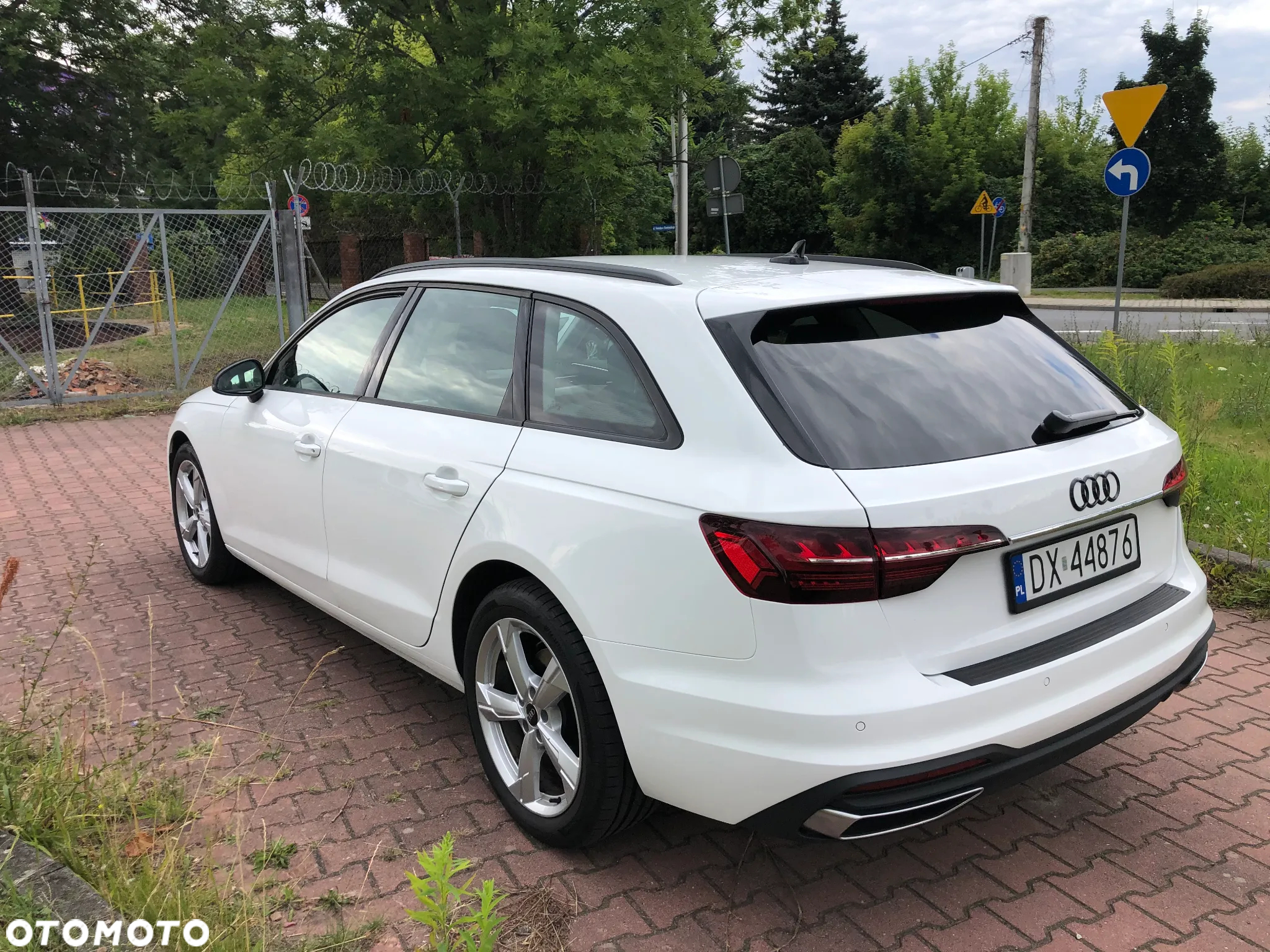 Audi A4 Avant - 4