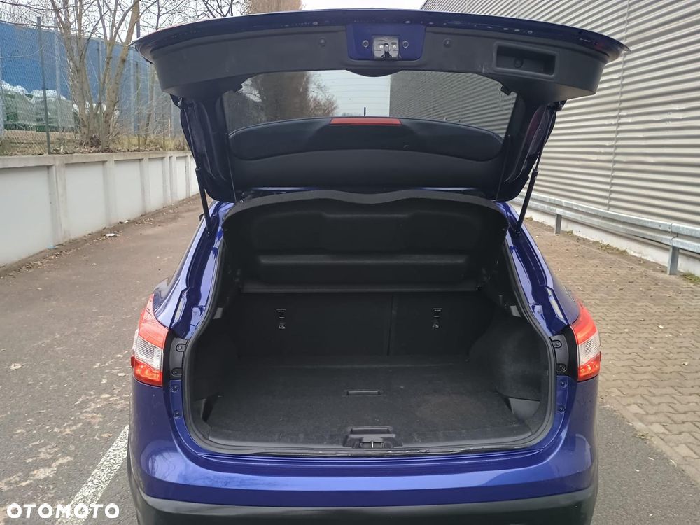 Nissan Qashqai 1.5 dCi Tekna - 12