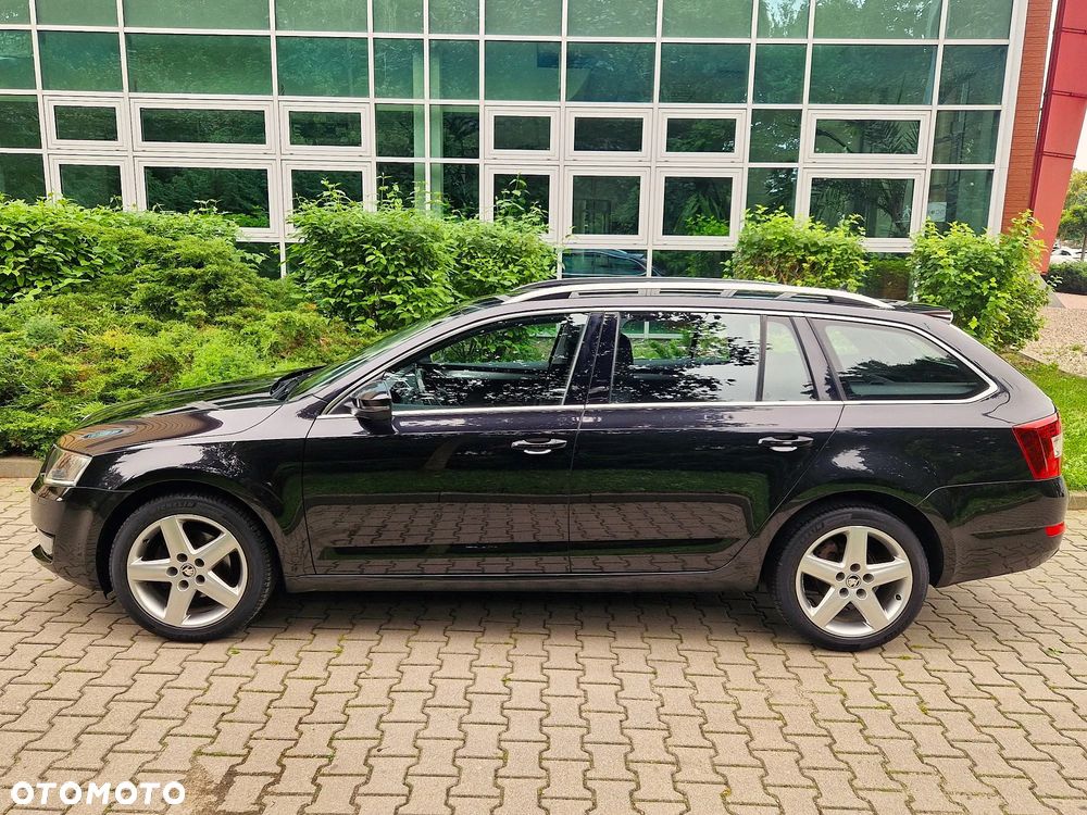 Skoda Octavia 2.0 TDI DSG Style - 6