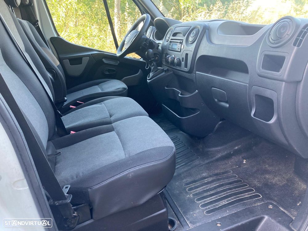 Nissan NV400 2.3DCI L2H2 (versus Renault Master) - 9