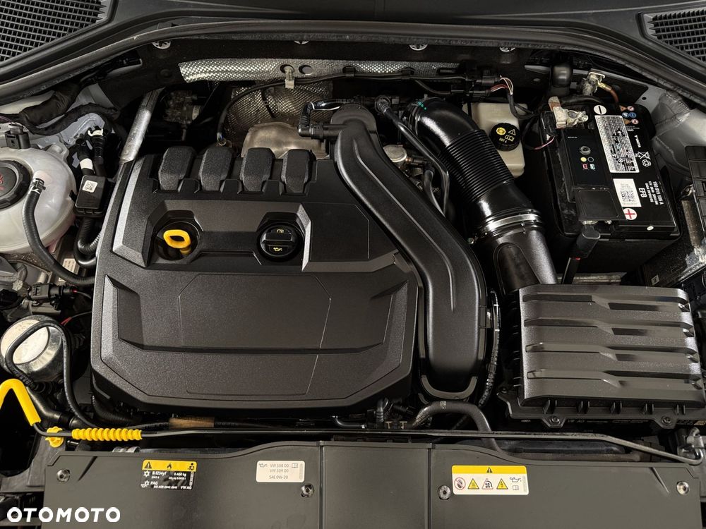 Volkswagen T-Roc - 28