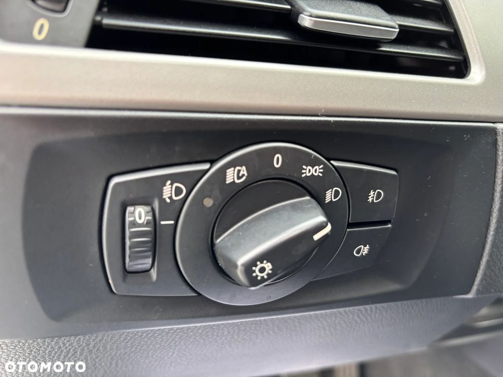 BMW Seria 3 320d - 34
