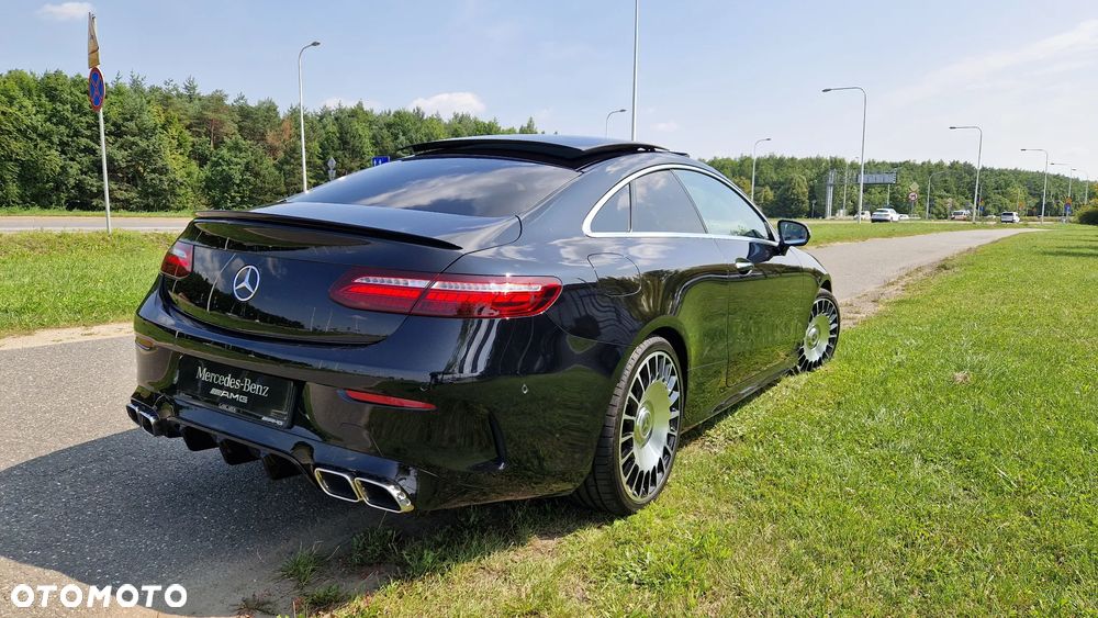 Mercedes-Benz Klasa E 220 d Coupe 4-Matic AMG - 3
