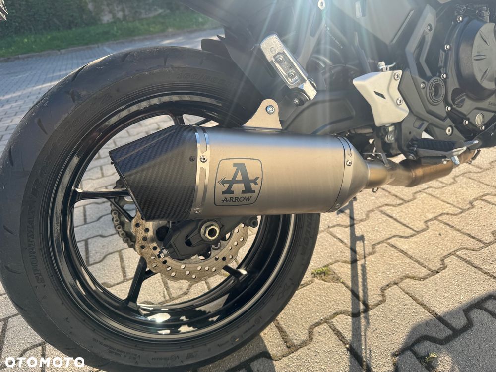 Kawasaki Ninja - 17