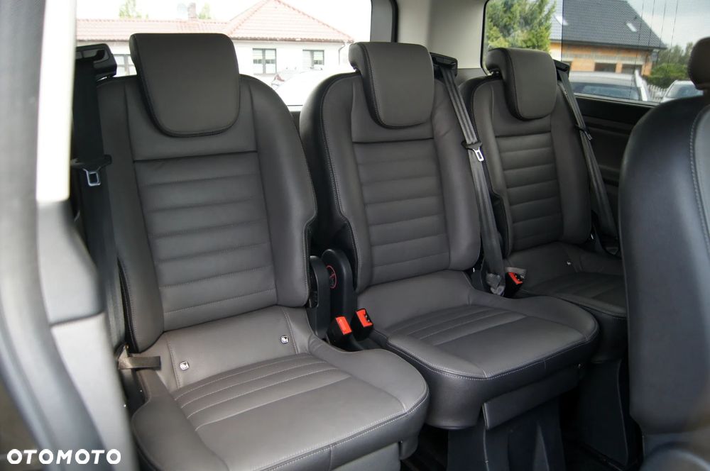 Ford Tourneo Custom 320 L2H1 VA Autm Titanium X - 14