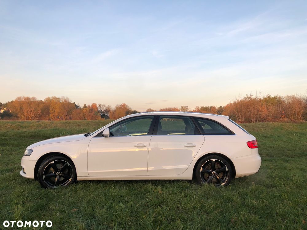 Audi A4 Avant - 13