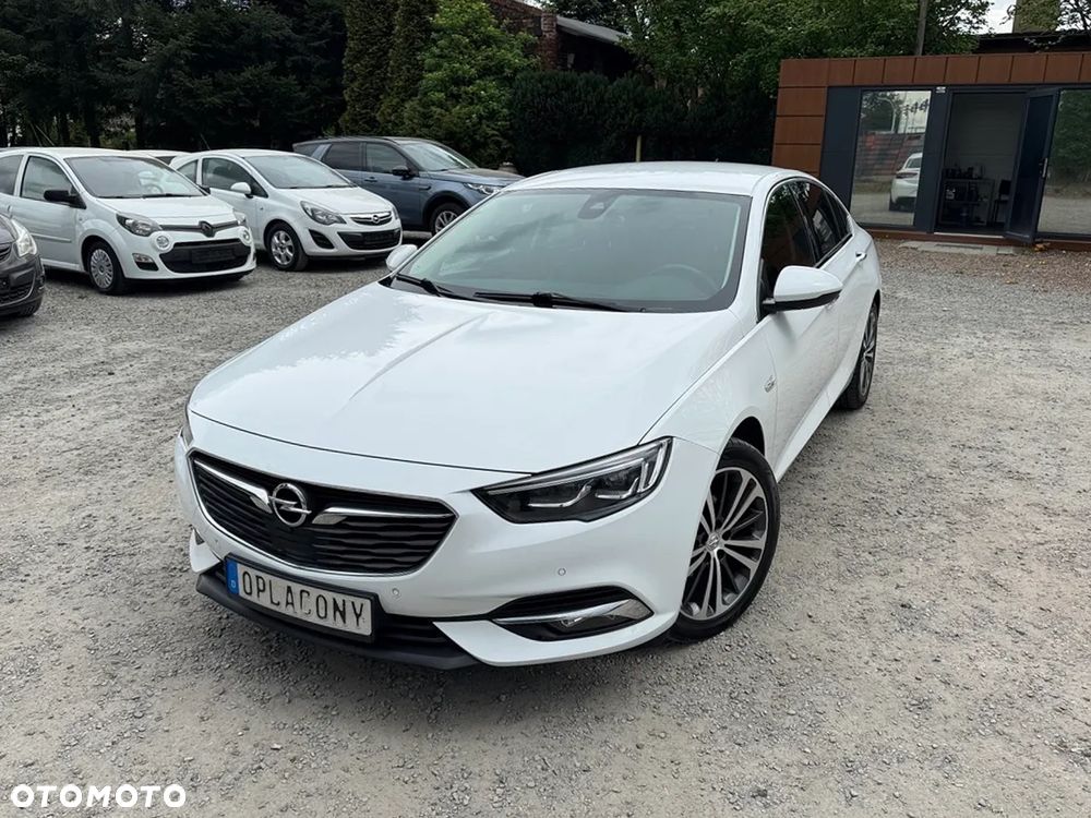 Opel Insignia - 1
