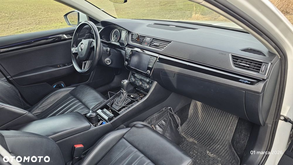 Skoda Superb 2.0 TDI 4x4 L&K DSG - 12