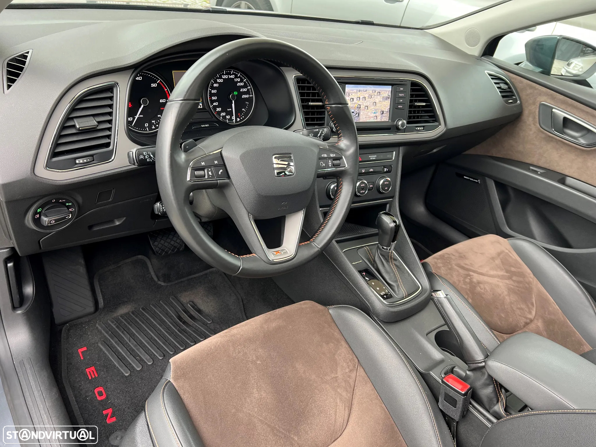 SEAT Leon X-Perience 2.0 TDi DSG 4Drive - 21