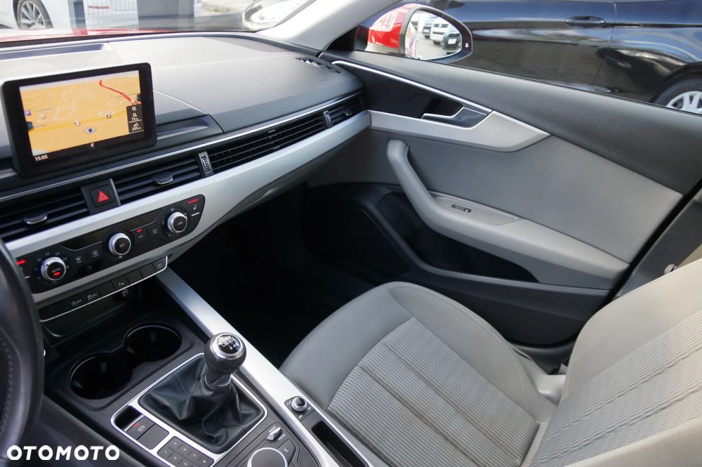 Audi A4 Avant 2.0 TDI - 22