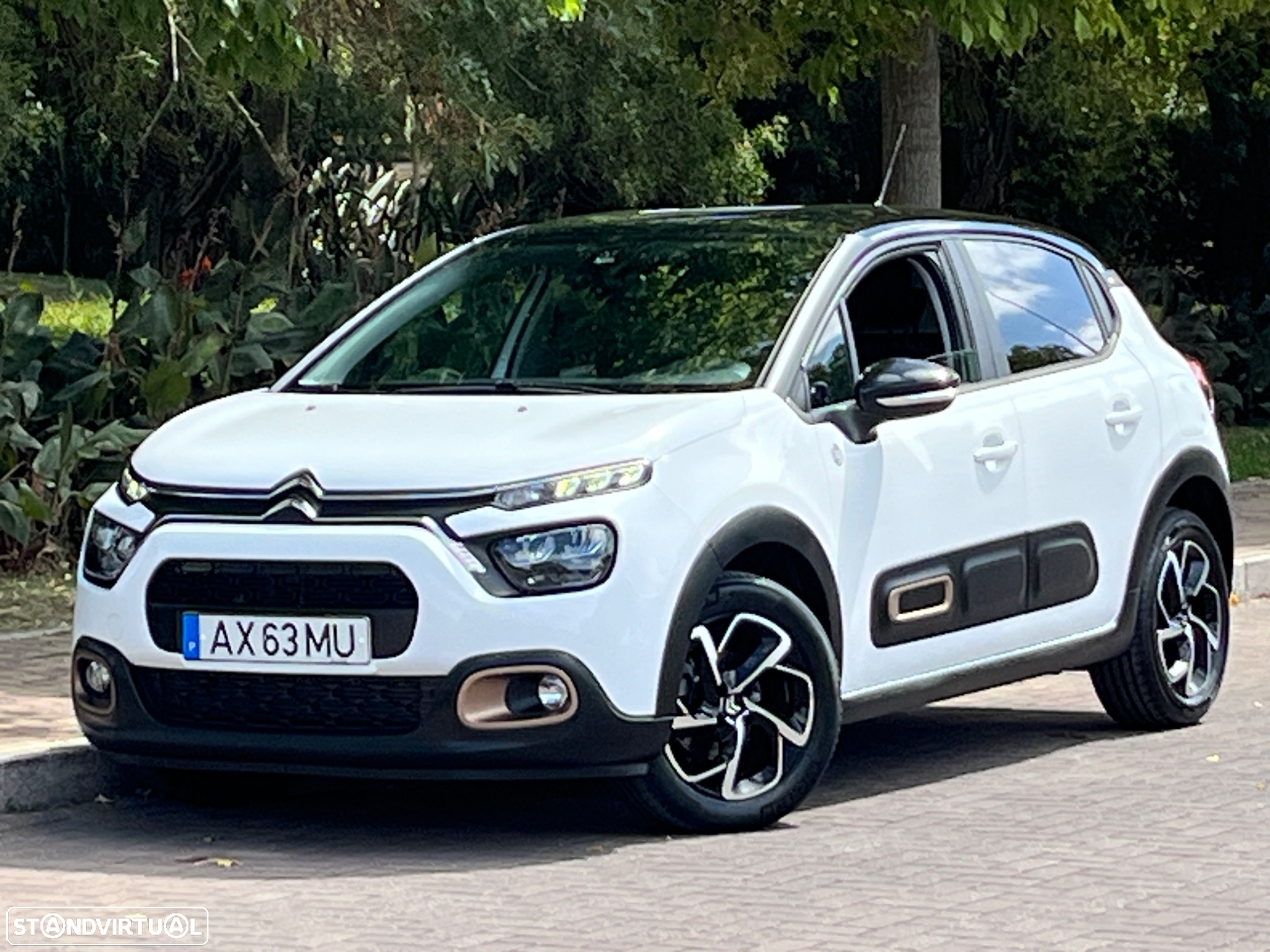 Citroën C3 1.2 PureTech C-Series - 2