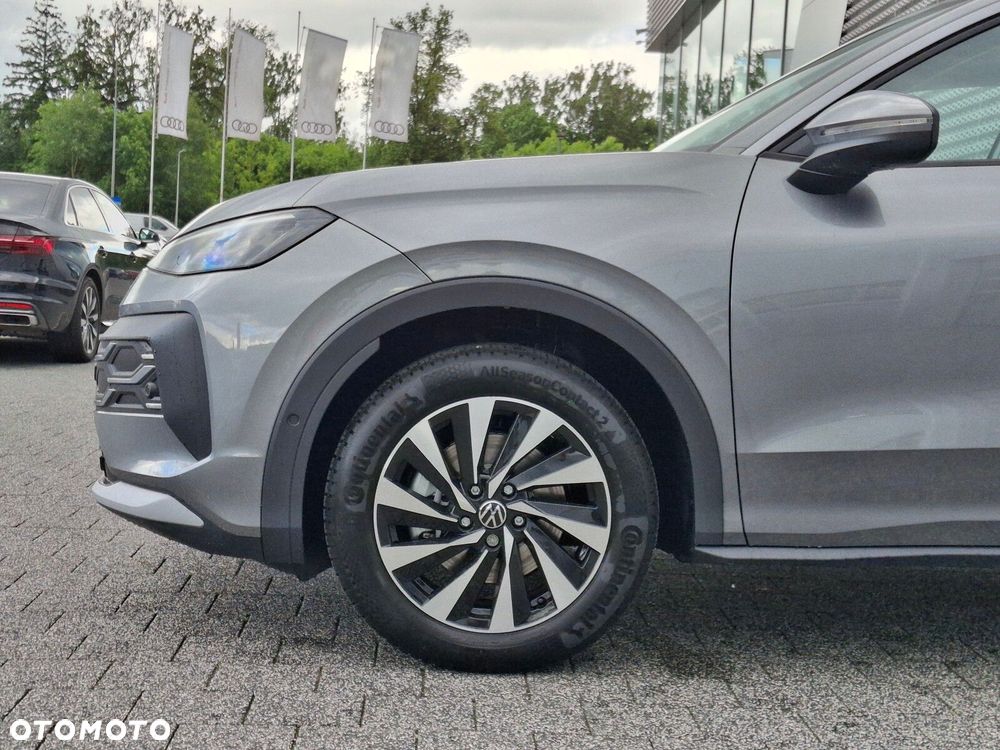 Volkswagen T-Roc 1.5 eTSI Life DSG - 6