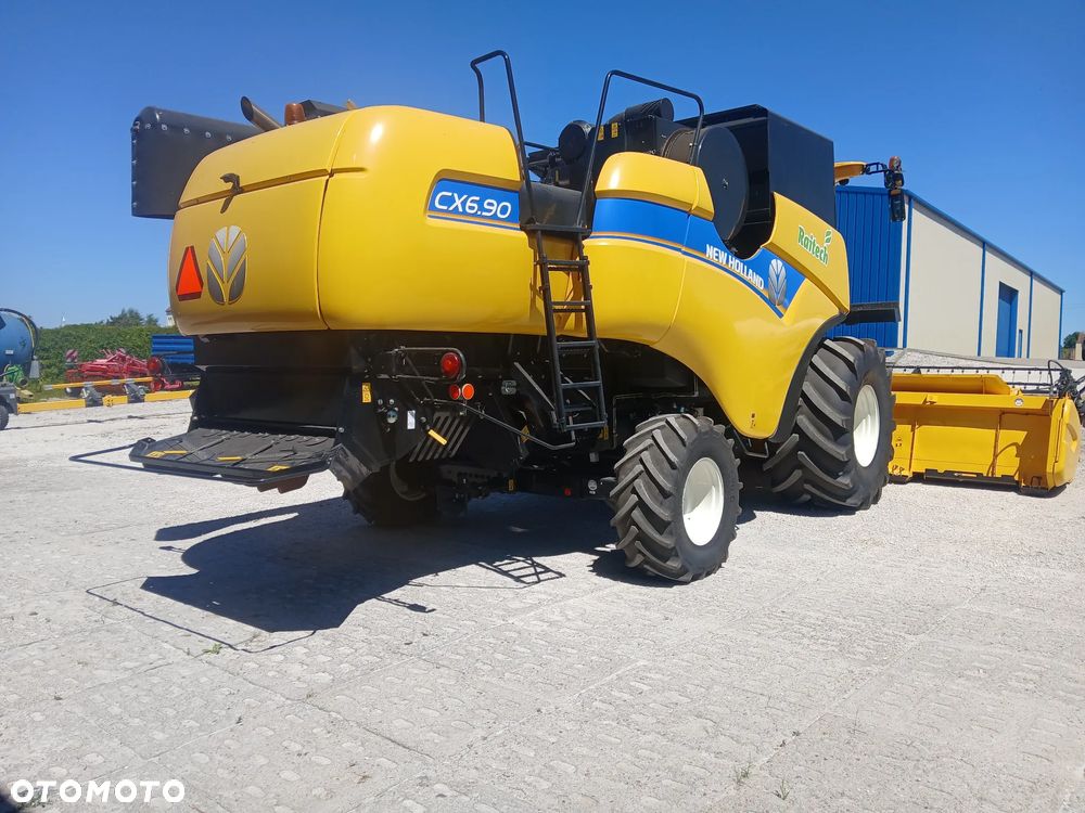 New Holland CX 6.90 - 4