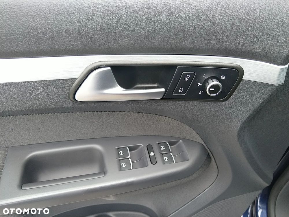 Volkswagen Touran 1.6 TDI DPF DSG Cup - 18