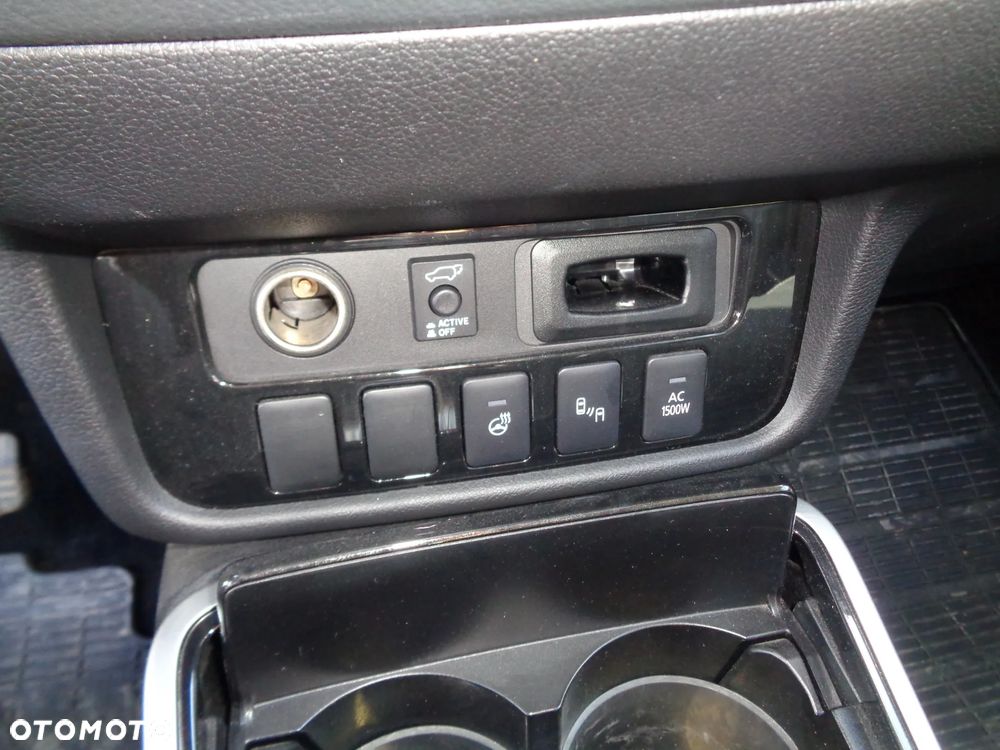 Mitsubishi Outlander 2.0 4WD Top - 14