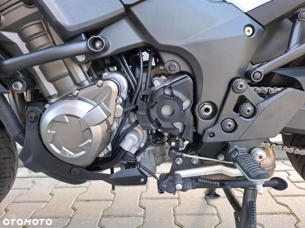 Kawasaki Versys 1000 - 17