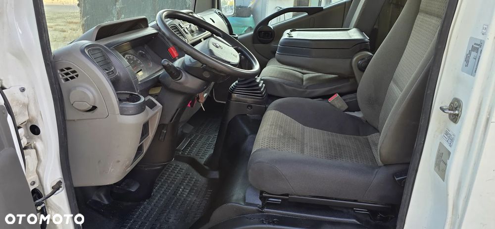 Nissan Cabstar - 8