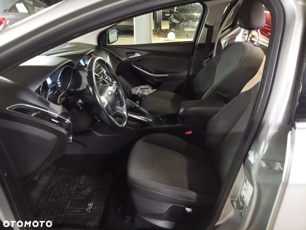 Ford Focus 1.6 TDCi DPF Titanium - 28