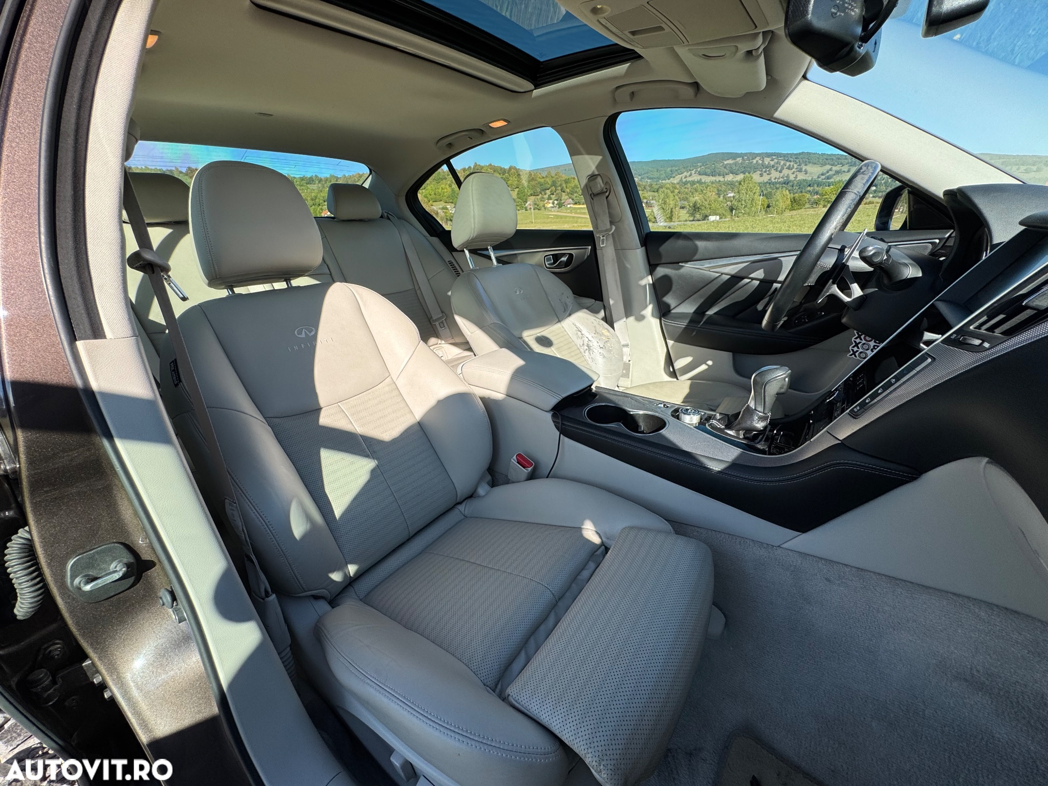 Infiniti Q50 Q50S Hybrid AWD Sport Tech - 11