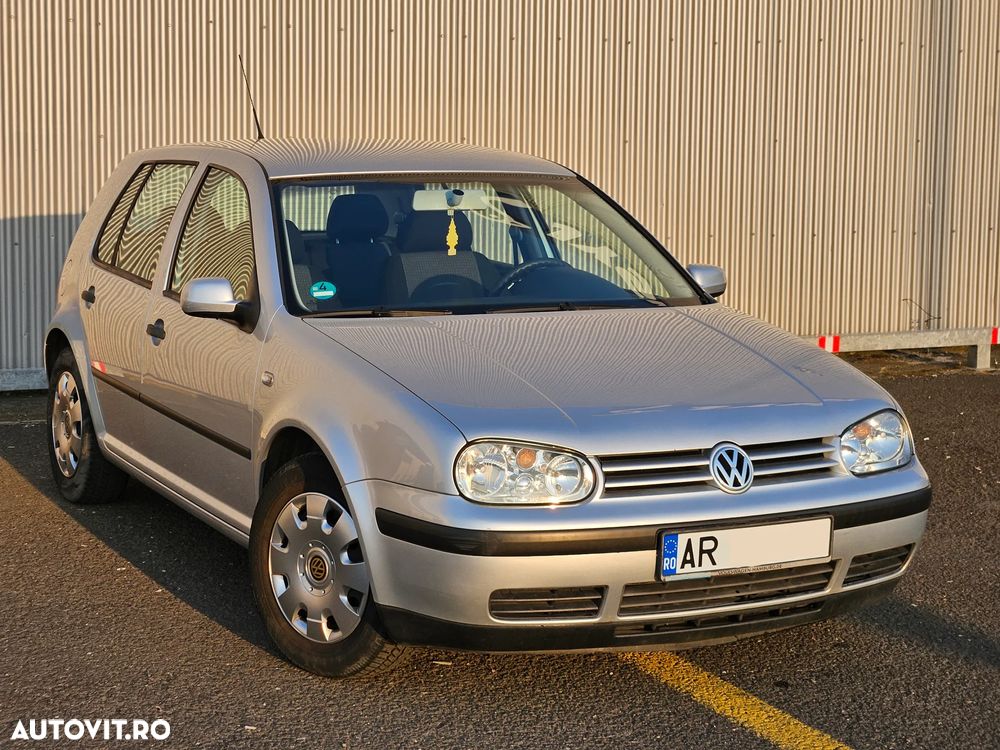 Volkswagen Golf 1.4 - 1