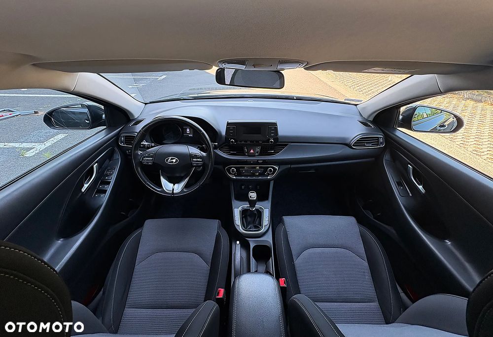 Hyundai i30 1.5 DPI Modern - 12