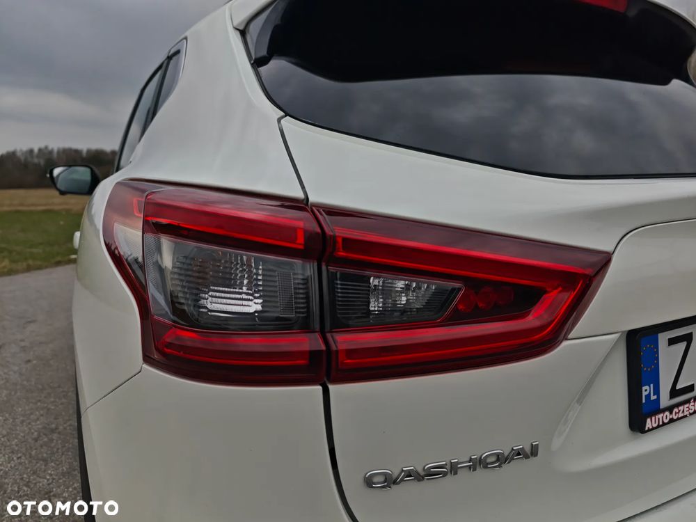 Nissan Qashqai 1.6 DIG-T Tekna - 37