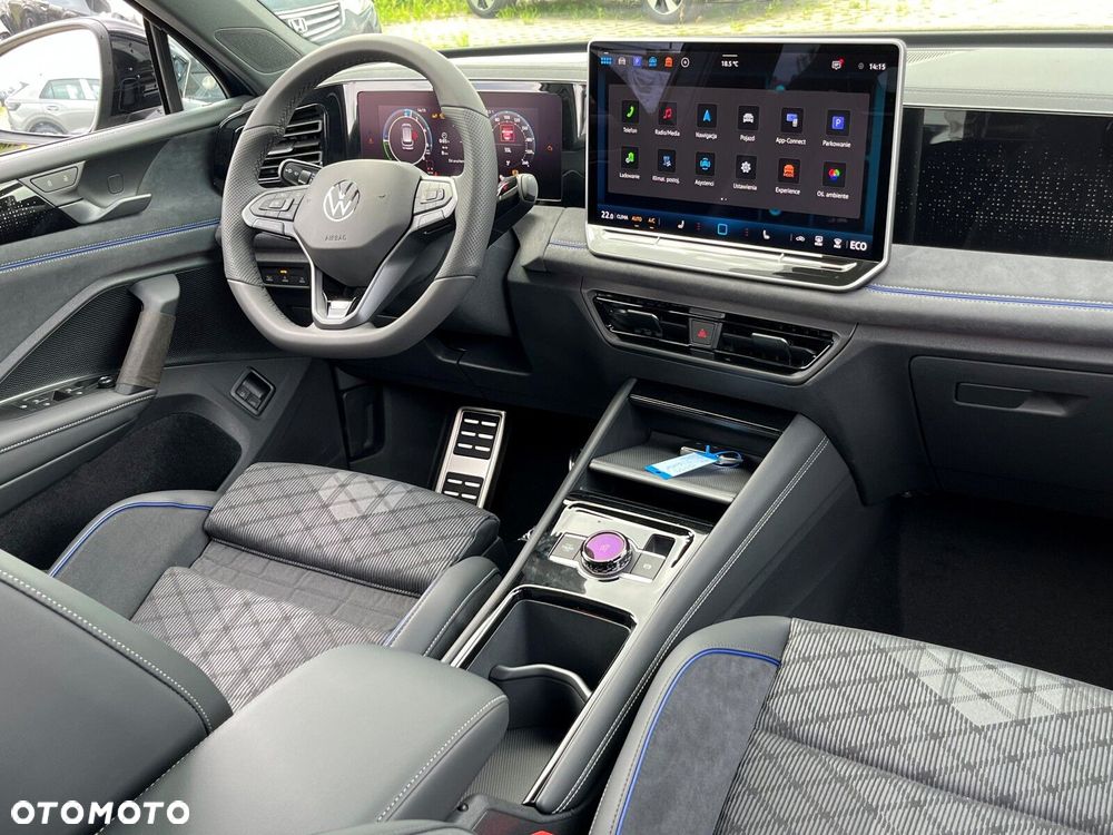 Volkswagen Tiguan - 8