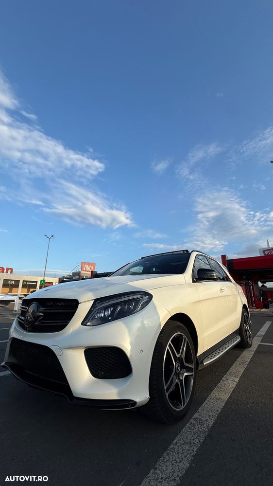 Mercedes-Benz GLE - 18