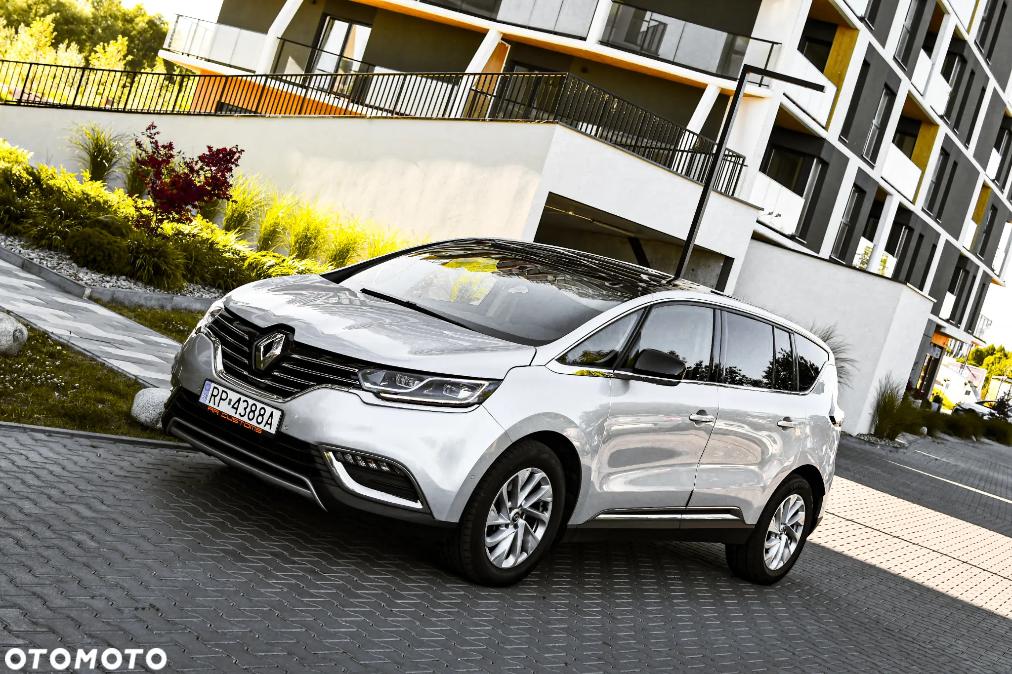 Renault Espace 1.6 dCi Energy Magnetic EDC - 2
