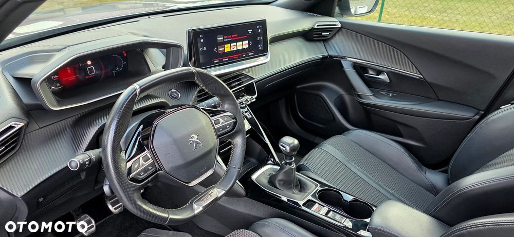 Peugeot 2008 1.5 BlueHDi GT Line S&S - 12