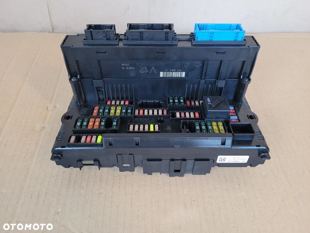 BMW F10 F11 F07 F01 F01  SKRZYNKA BEZPIECZNIKÓW BSI 9210861 - 3