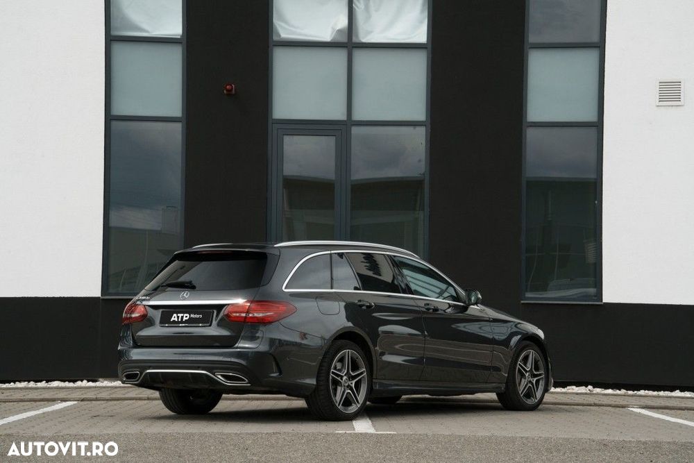 Mercedes-Benz C - 31