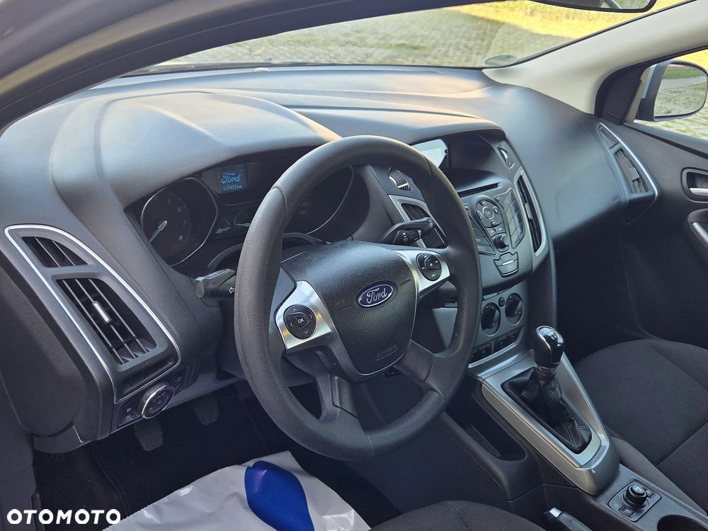 Ford Focus 1.6 Ti-VCT Style - 6
