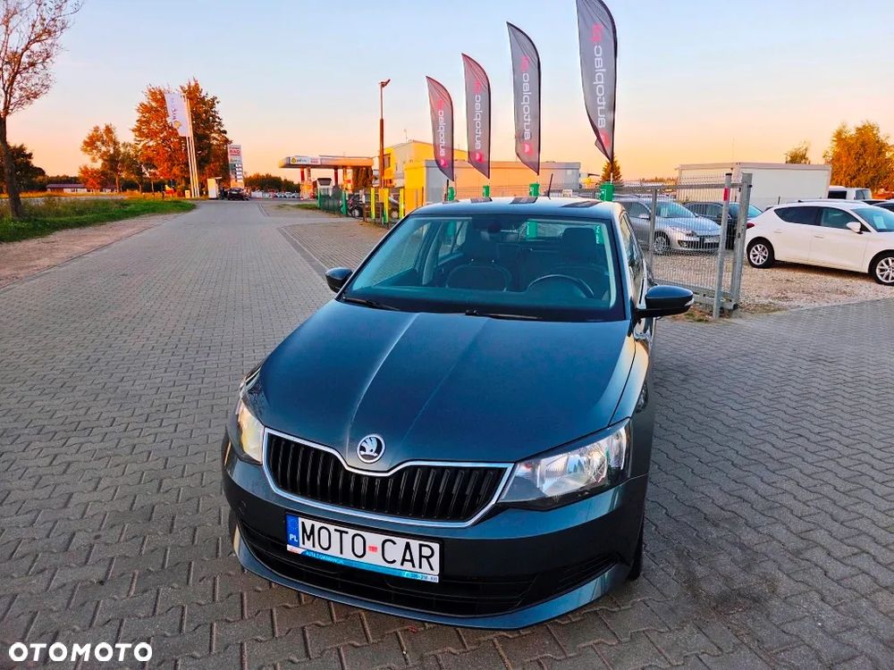 Skoda Fabia 1.0 MPI Cool Plus - 22
