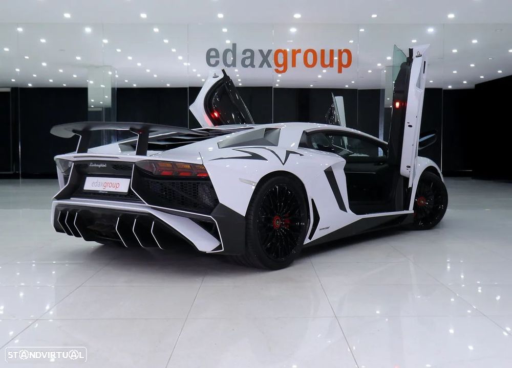 Lamborghini Aventador 6.5 V12 LP750-4 SV - 5
