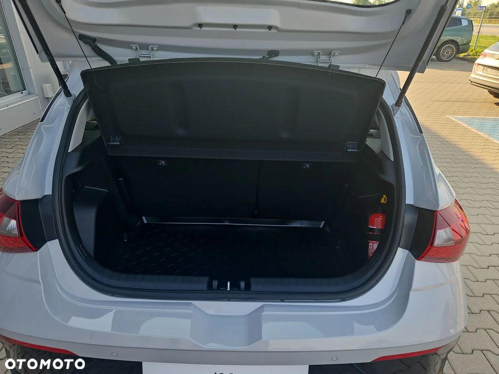 Hyundai i20 - 16
