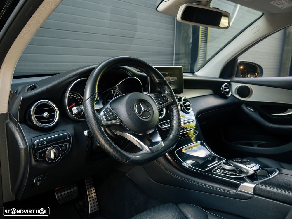 Mercedes-Benz GLC 250 d 4Matic 9G-TRONIC AMG Line - 26