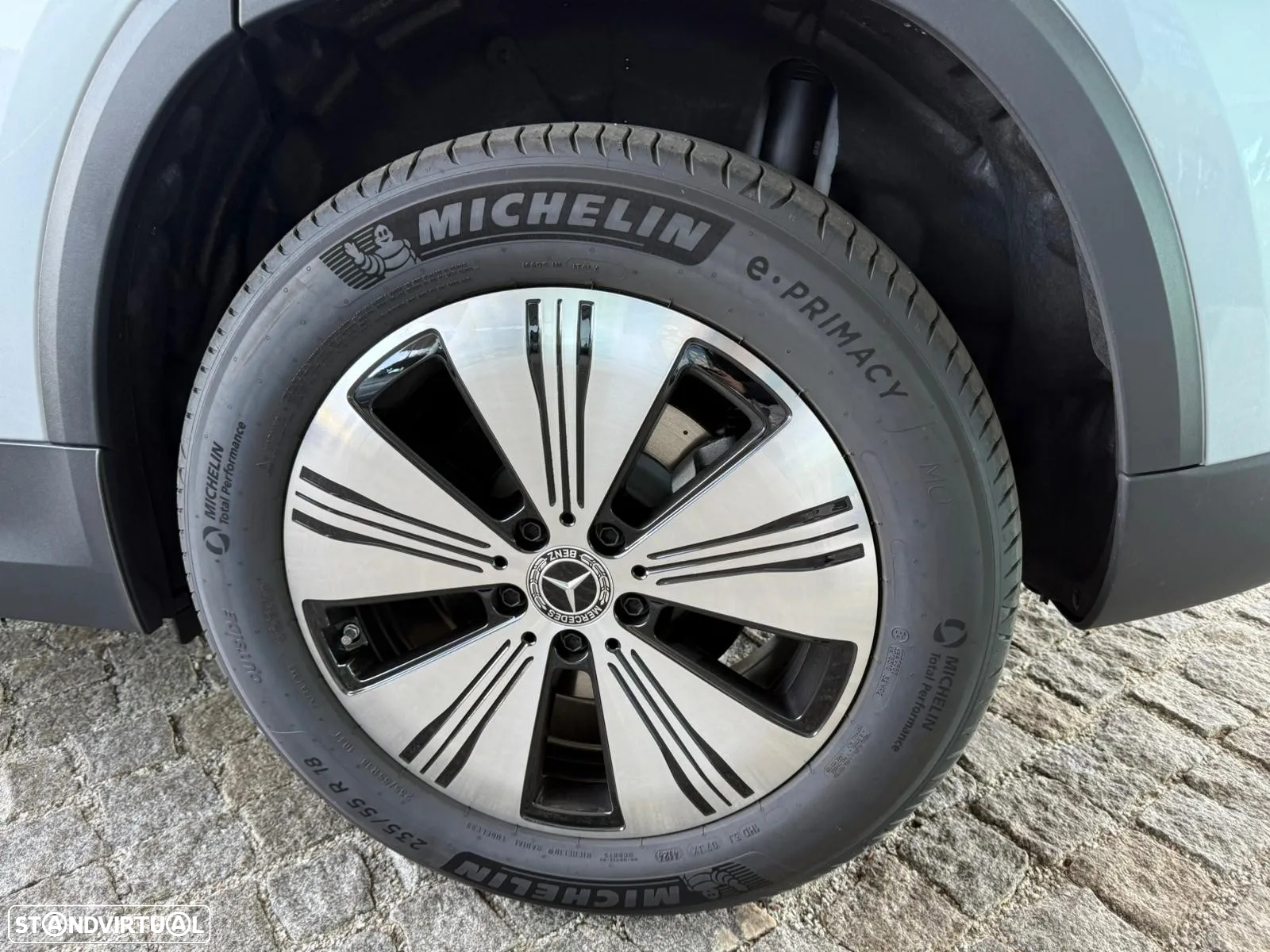 Mercedes-Benz EQA 250+ Progressive - 5