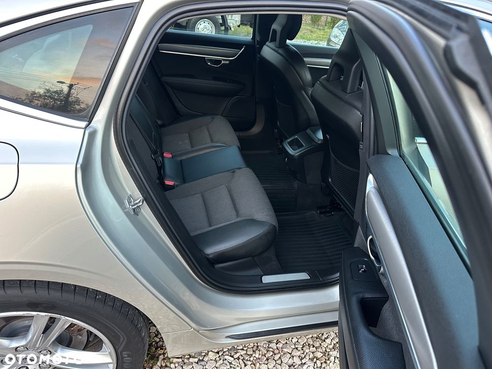 Volvo S90 D3 Momentum - 13
