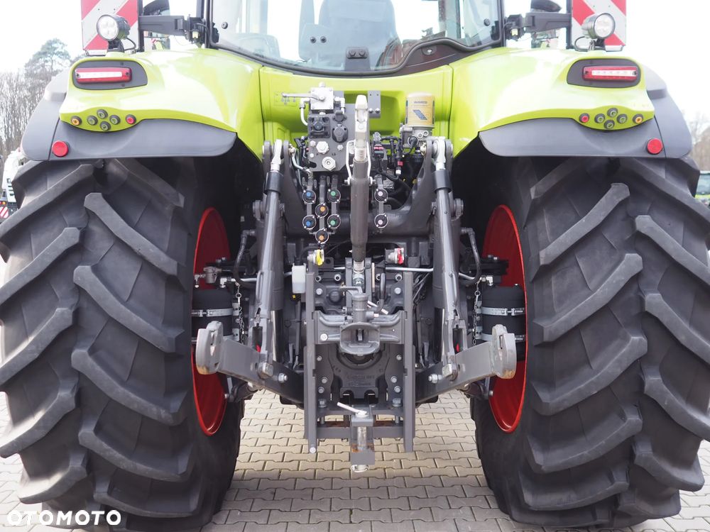 Claas Axion 850 CEBIS - 13