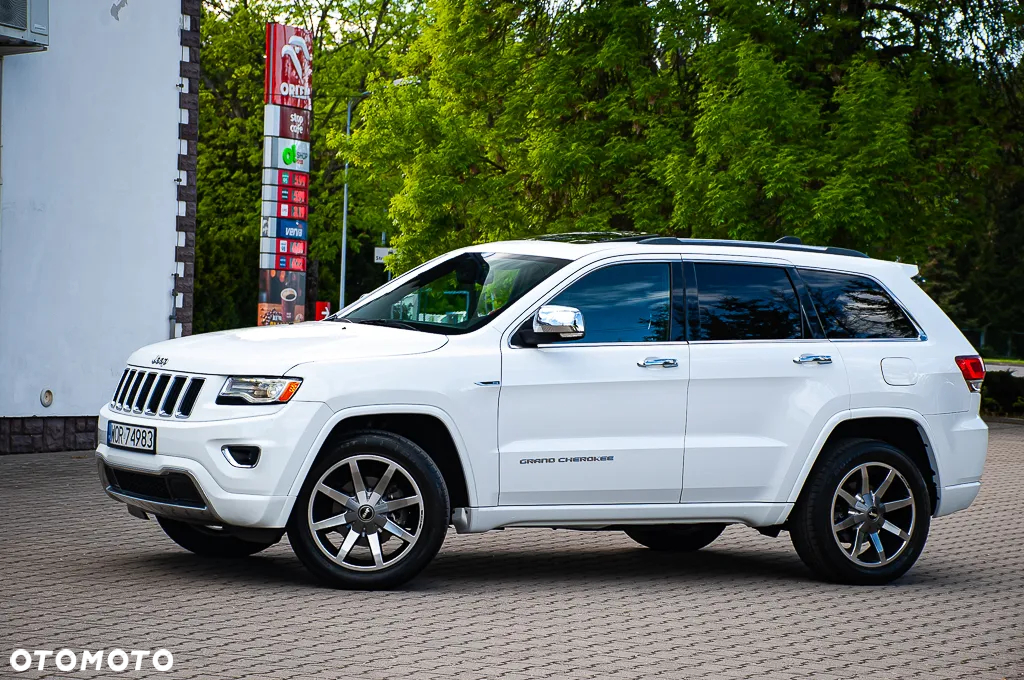 Jeep Grand Cherokee - 11