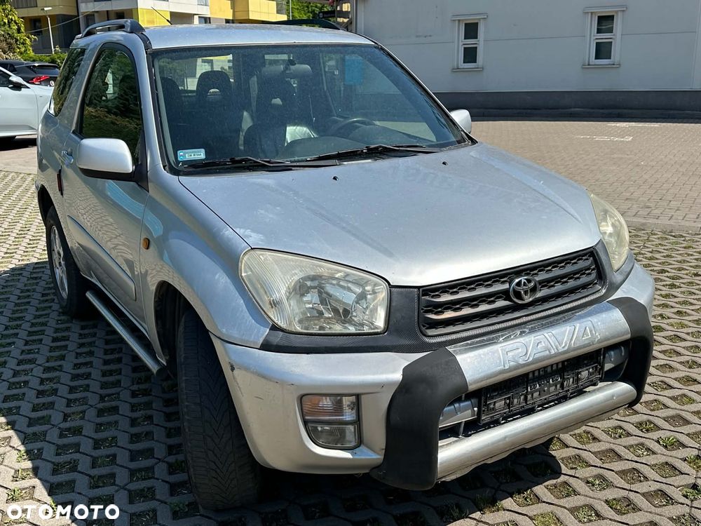 Toyota RAV4 1.8 VVT-i 4x2 - 7